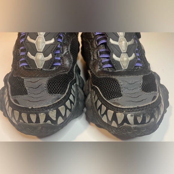 Used Sketchers Sketch-O-Saurus light up shoes, size 13 + Dino sandals size 3/4 - Picture 5 of 11